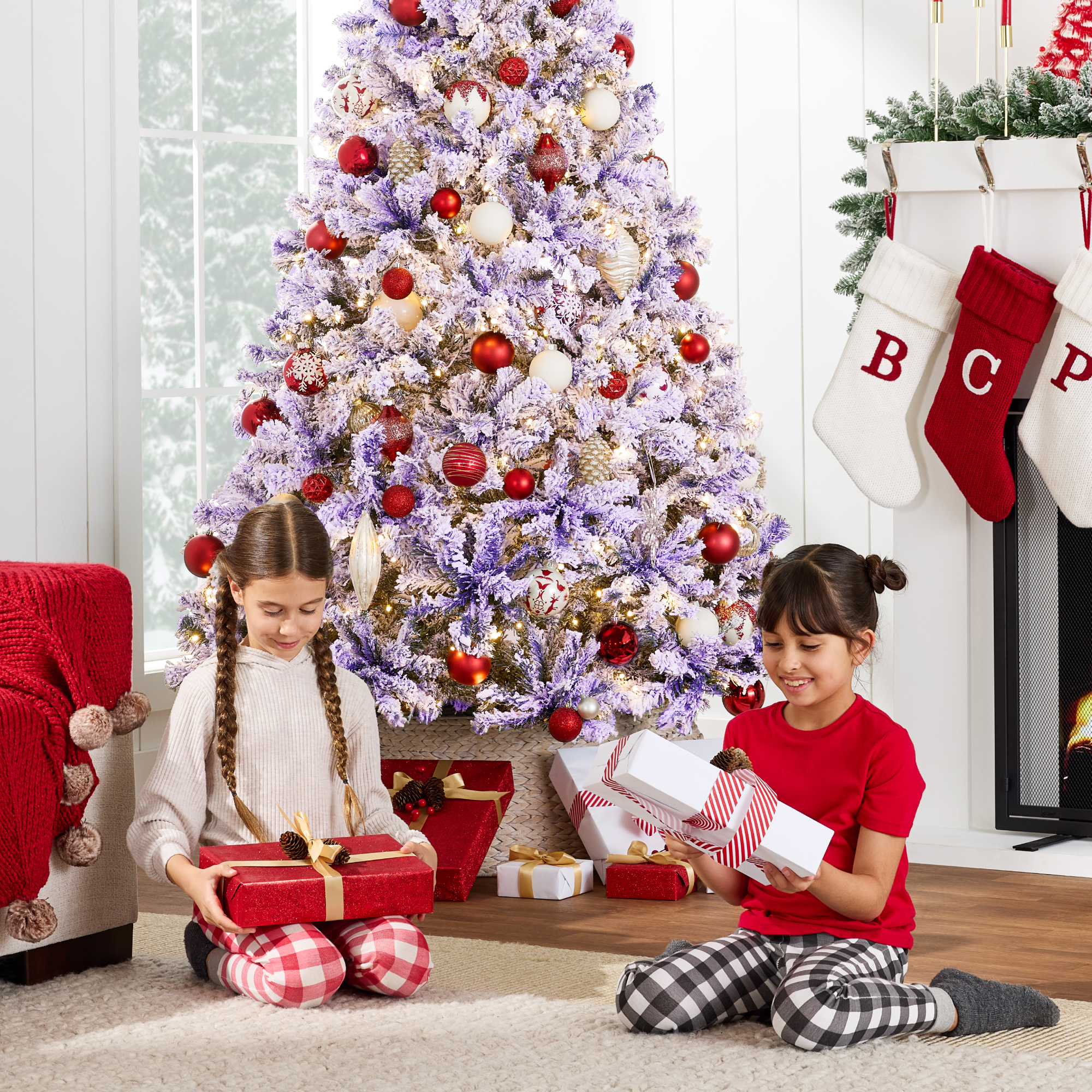 Best Choice Products Pre-Lit Flocked Christmas Tree - Thumbnail 3