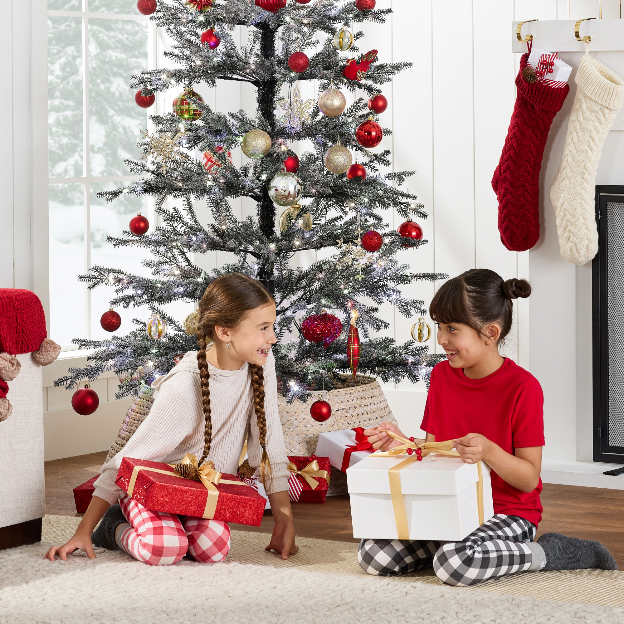 Best Choice Products Pre-Lit Sparse Flocked Tree 2-in-1 LEDs Cordless Connection